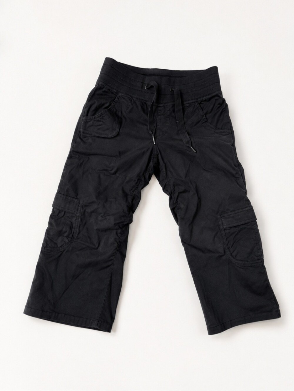 lululemon athletica Black Cropped Cargo Capri Pants